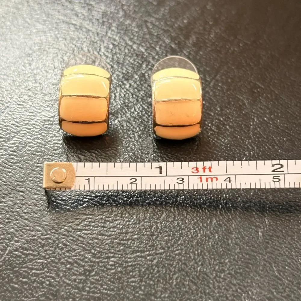 Vintage Cream & Gold Huggie Earrings Neutral Enamel Gold Tone Pierced